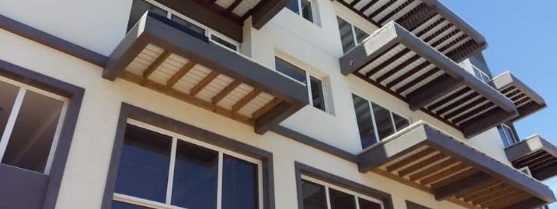 Deck de PVC para balcones
