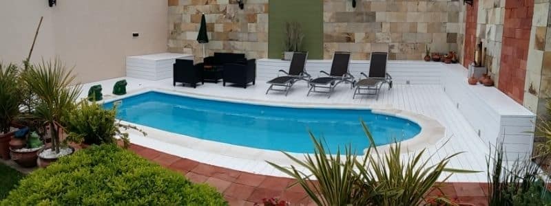 Deck de PVC para piscinas